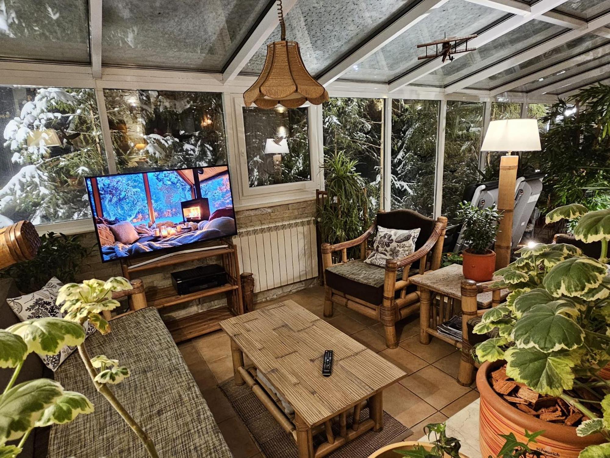 Boutique Hotel Forest Retreat (Adults Only) Buşteni Buitenkant foto